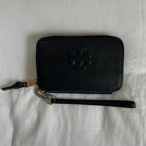 Tory Burch Phone Wallet Wristlet in Black